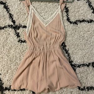 Kendall and Kylie used pink jumpsuit